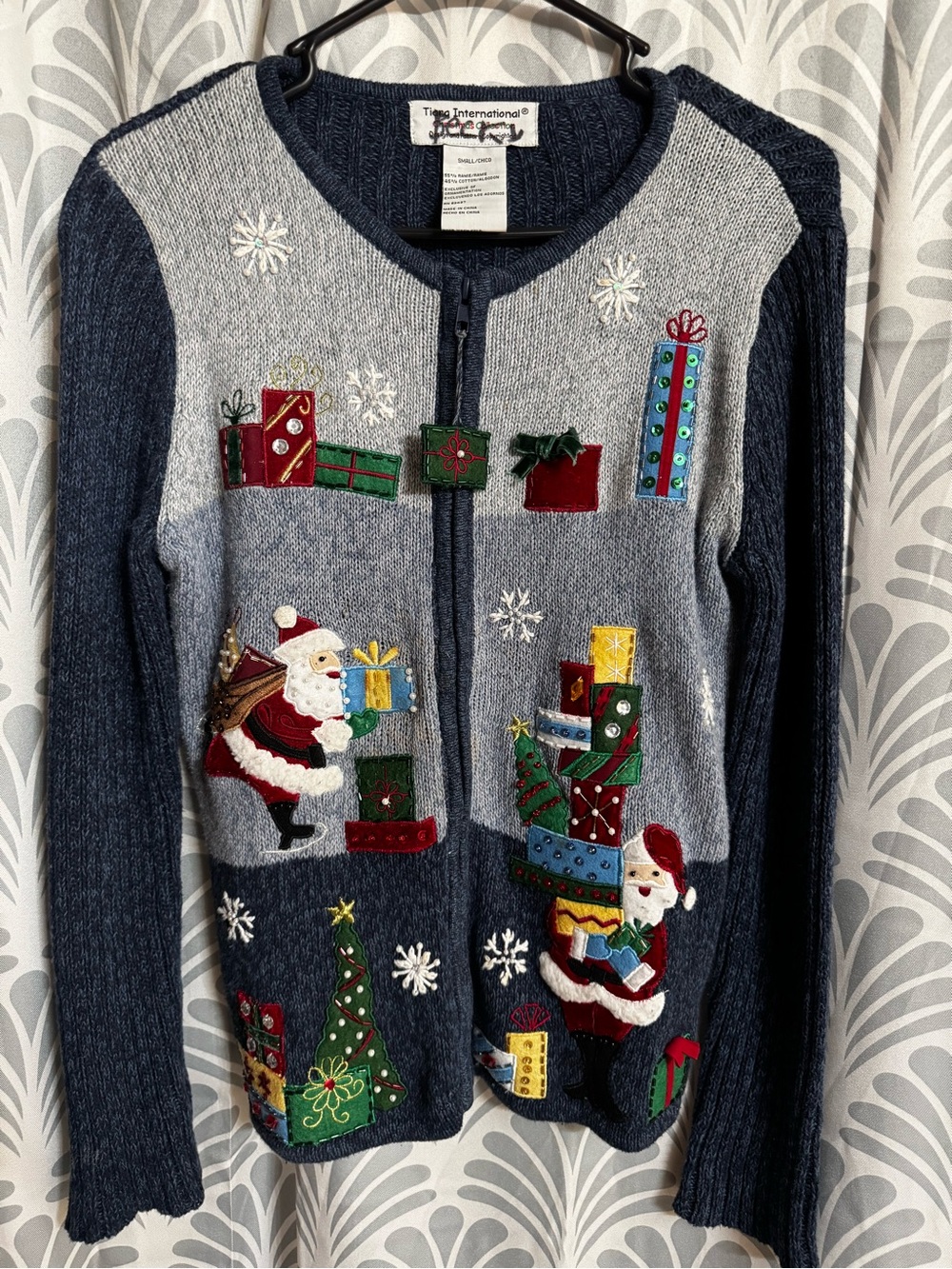 Vintage Christmas Santa Zip-Up Cardigan Sweater - Navy and Light Gray